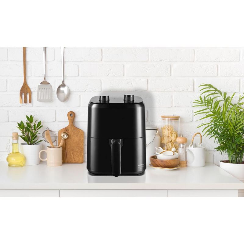 Air-Fryer-Britania-3L-Revestimento-Antiaderente-1300W-BFR31---Outlet